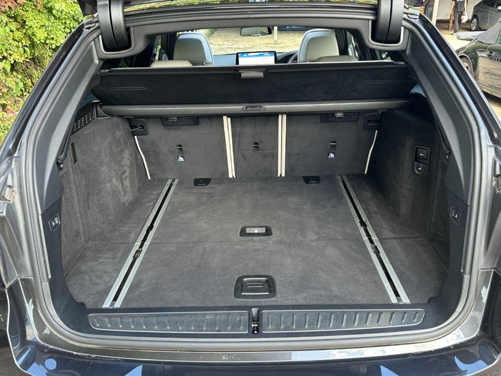 BMW 5 SERIES 3.0 530d xDrive M Sport Touring 2022