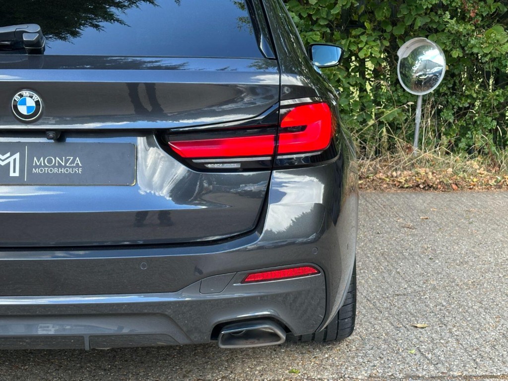 BMW 5 SERIES 3.0 530d xDrive M Sport Touring 2022