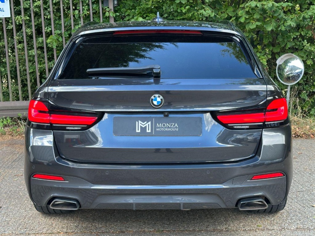 BMW 5 SERIES 3.0 530d xDrive M Sport Touring 2022