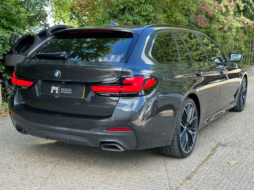 BMW 5 SERIES 3.0 530d xDrive M Sport Touring 2022