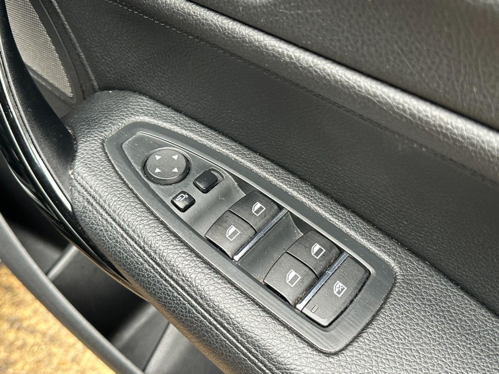 BMW 1 SERIES 3.0 M140i Shadow Edition 5-door 2019