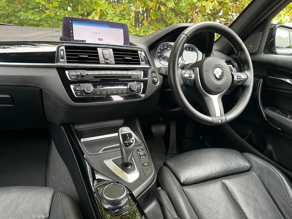 BMW 1 SERIES 3.0 M140i Shadow Edition 5-door 2019
