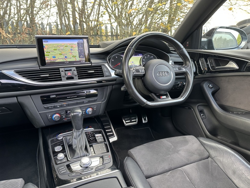 AUDI A6 AVANT 3.0 BiTDI V6 Black Edition 2016