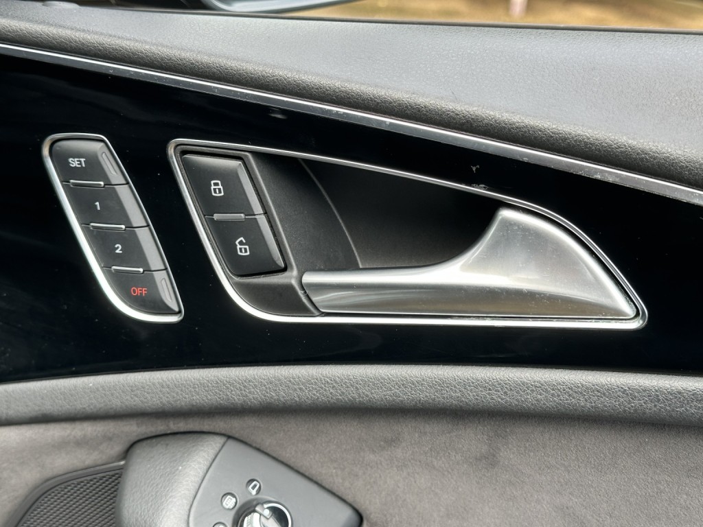 AUDI A6 AVANT 3.0 BiTDI V6 Black Edition 2016