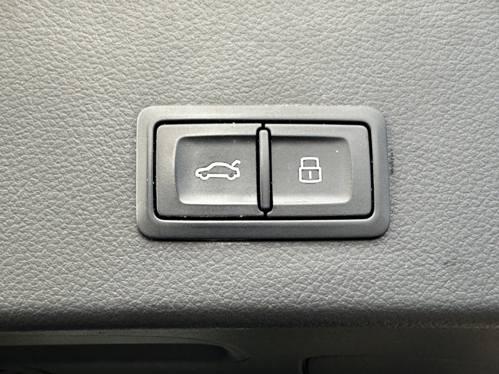 AUDI A6 AVANT 3.0 BiTDI V6 Black Edition 2016