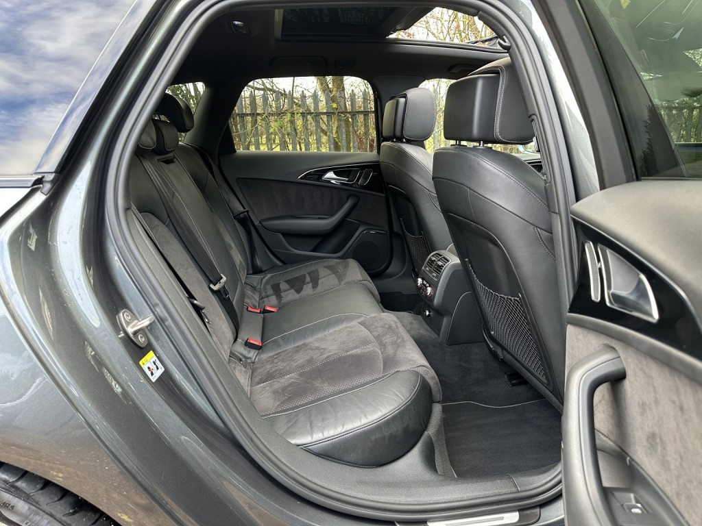 AUDI A6 AVANT 3.0 BiTDI V6 Black Edition 2016