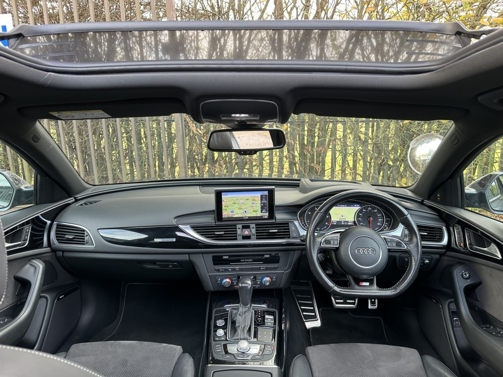 AUDI A6 AVANT 3.0 BiTDI V6 Black Edition 2016