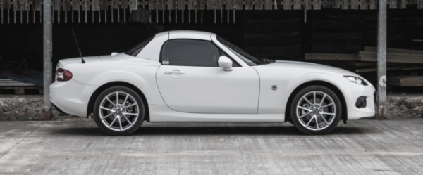 View MAZDA MX-5 2.0 i Sport Tech