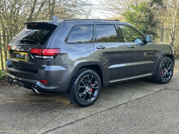 View JEEP GRAND CHEROKEE 6.4 SRT 4WD