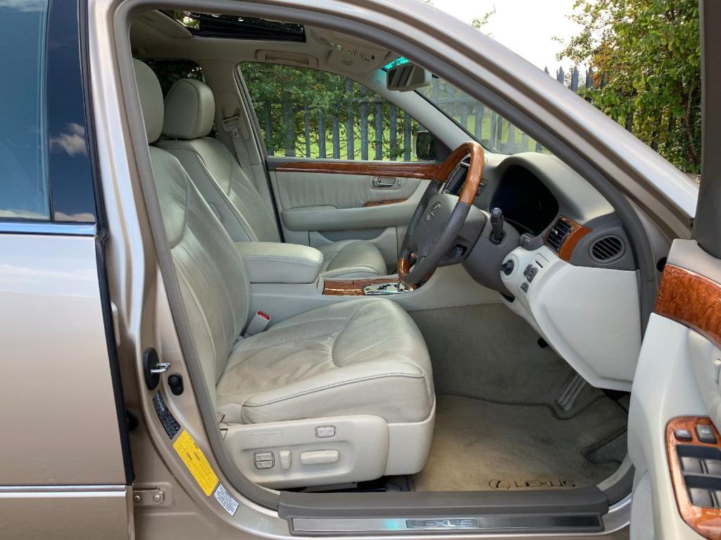 LEXUS LS 430 4.3 2004