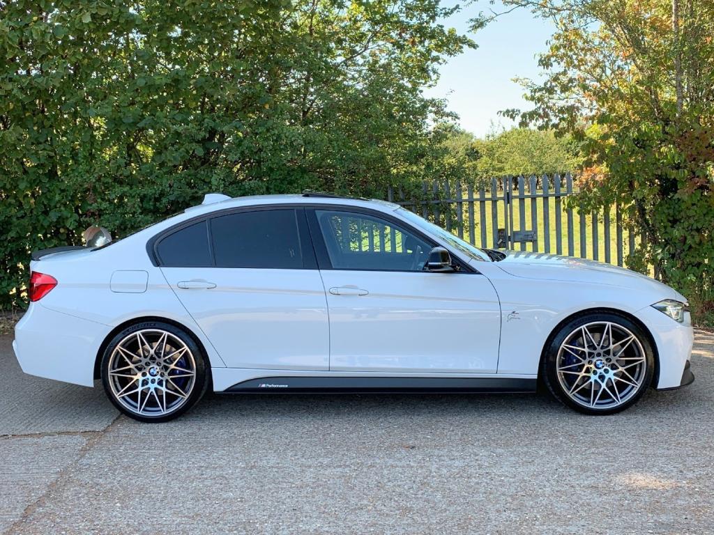 BMW 3 SERIES 3.0 340i M Sport Auto 4dr 2016