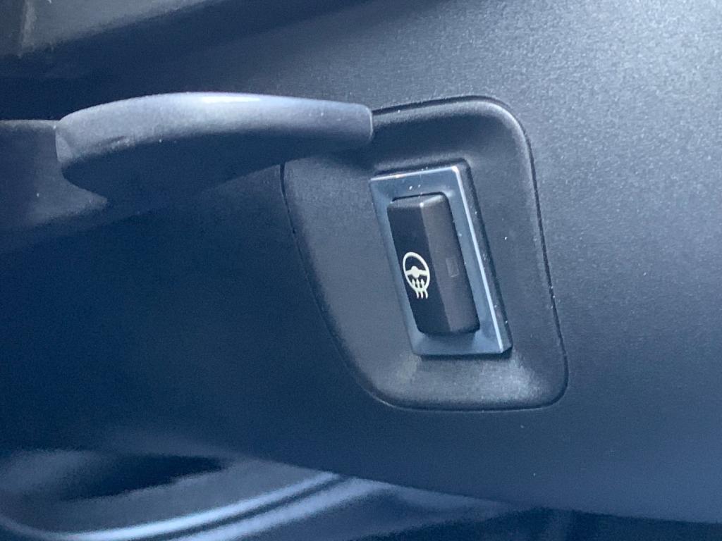 BMW 3 SERIES 3.0 340i M Sport Auto 4dr 2016