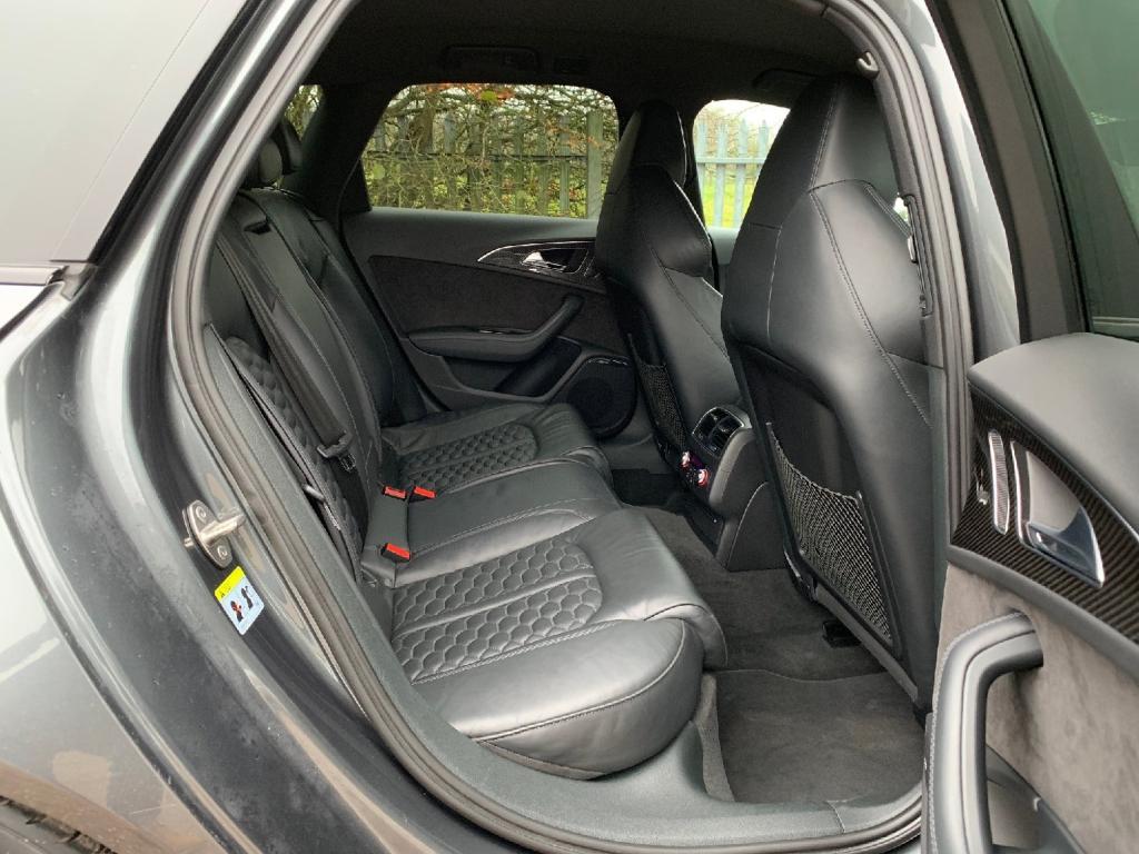 AUDI RS6 Avant 4.0 TFSI V8 Quattro 2015