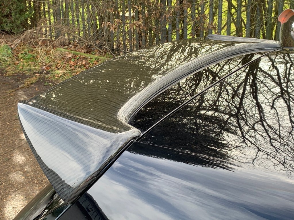 VOLKSWAGEN GOLF 2.0 TSI R Hatchback 4MOTION 2011