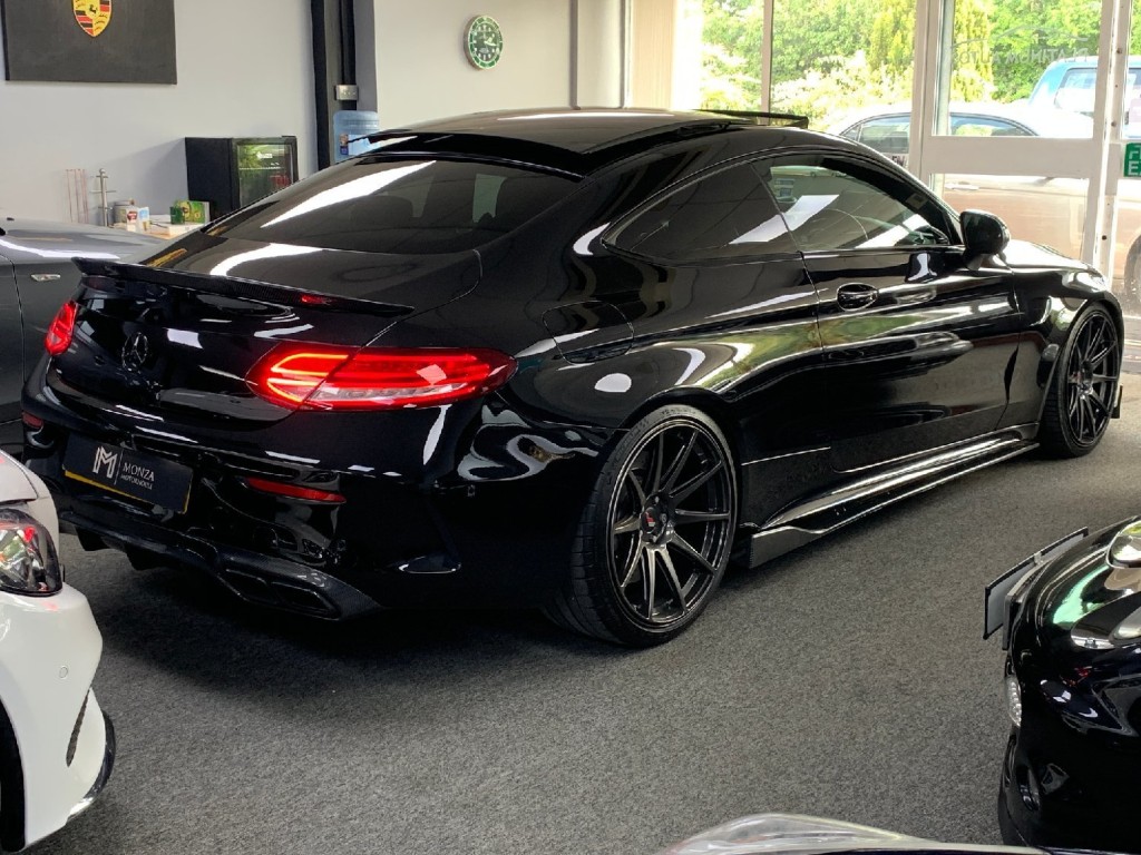 MERCEDES-BENZ C CLASS C63 AMG 4.0 V8 BiTurbo Premium 2016