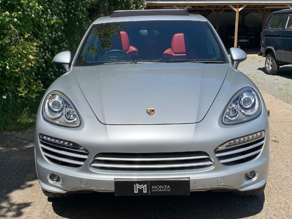 PORSCHE CAYENNE S 4.2 D V8 2014