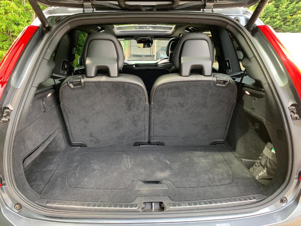 VOLVO XC90 2.0h T8 Twin Engine 9.2 kWh R-Design 4WD 2017