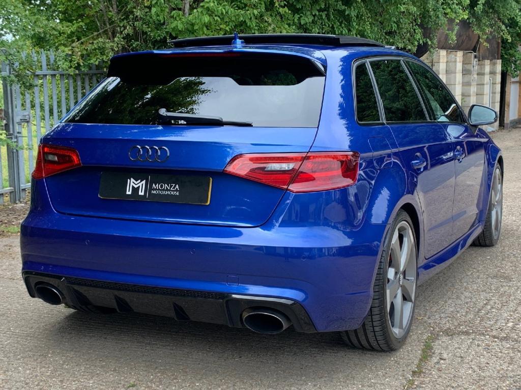 AUDI RS3 2.5 TFSI Sportback S Tronic Quattro 2015