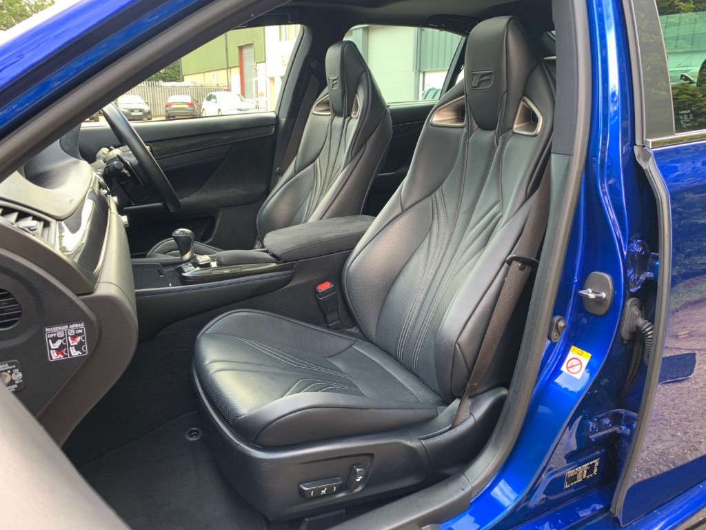 LEXUS GS F 5.0 V8 2016