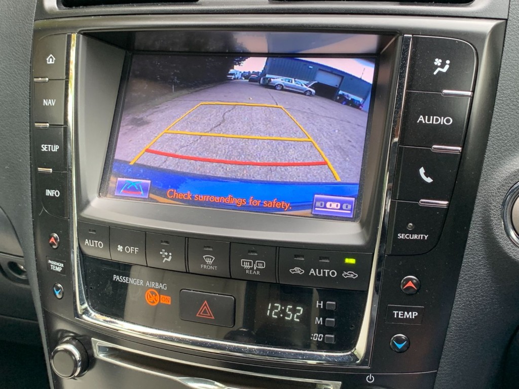 LEXUS IS F 5.0 V8 2012