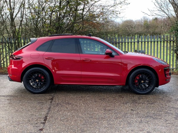 View PORSCHE MACAN 3.0T V6 GTS PDK 4WD