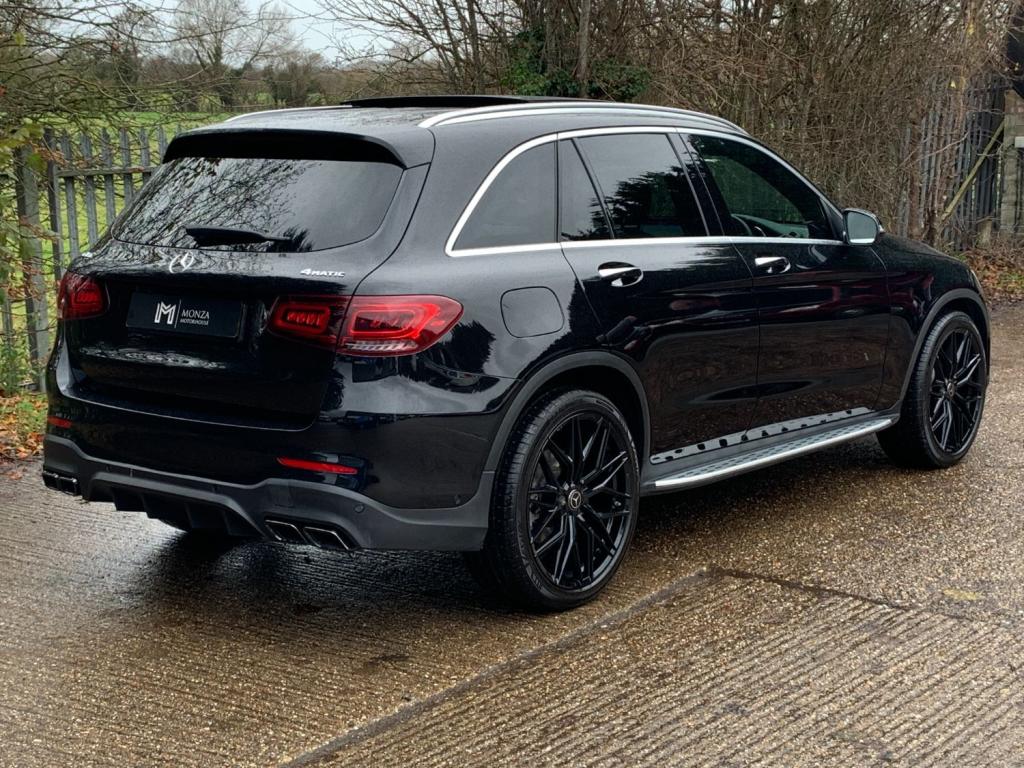 MERCEDES-BENZ GLC 300d AMG Line Premium Plus 4MATIC 2019