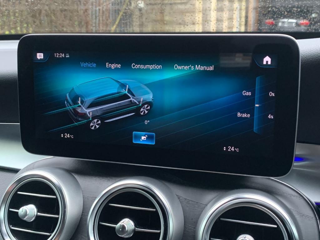 MERCEDES-BENZ GLC 300d AMG Line Premium Plus 4MATIC 2019