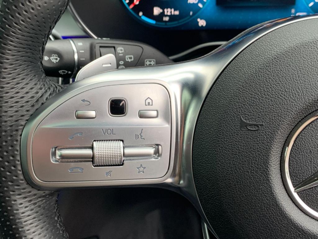 MERCEDES-BENZ GLC 300d AMG Line Premium Plus 4MATIC 2019