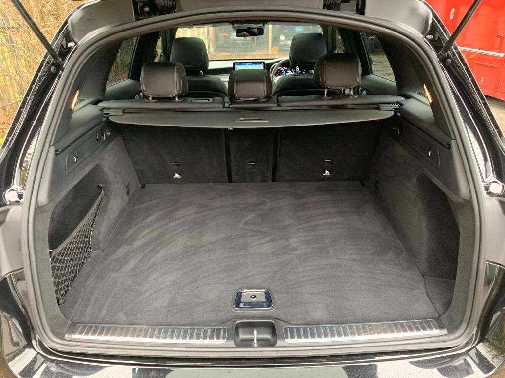 MERCEDES-BENZ GLC 300d AMG Line Premium Plus 4MATIC 2019