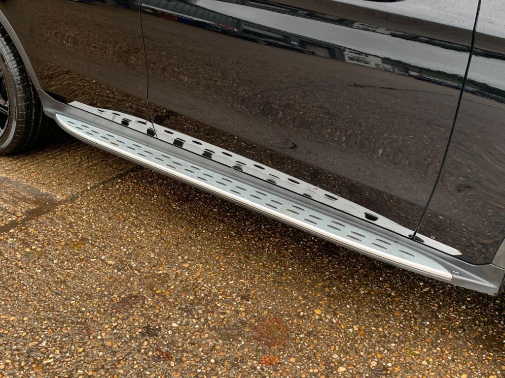 MERCEDES-BENZ GLC 300d AMG Line Premium Plus 4MATIC 2019