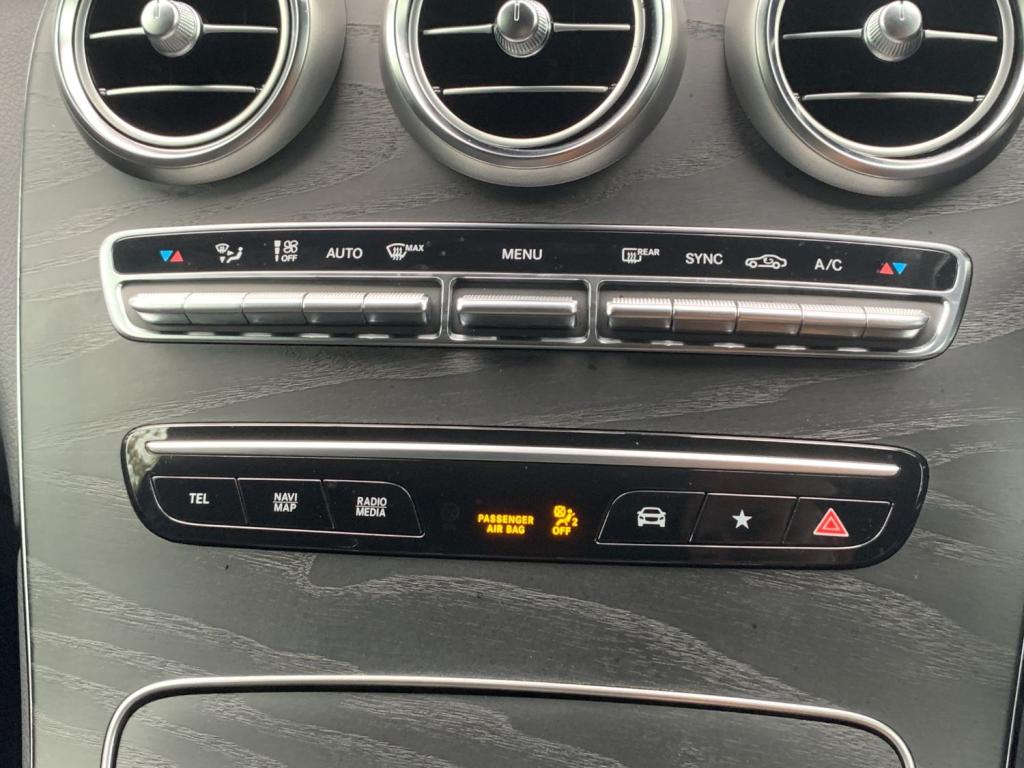 MERCEDES-BENZ GLC 300d AMG Line Premium Plus 4MATIC 2019