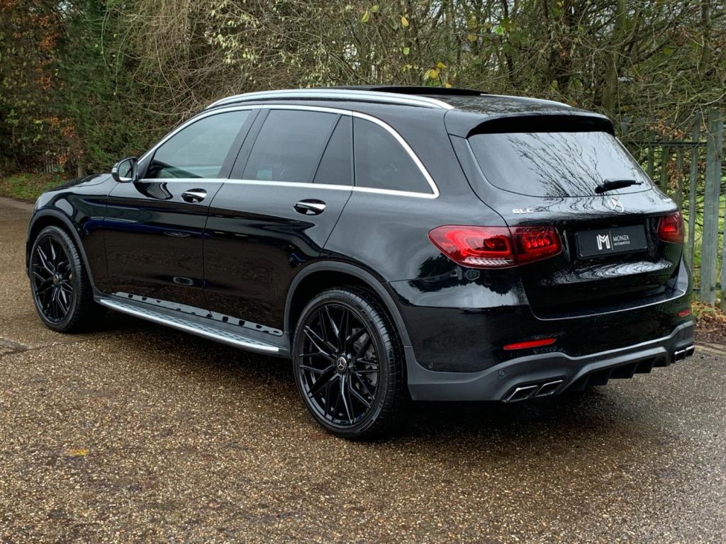 MERCEDES-BENZ GLC 300d AMG Line Premium Plus 4MATIC 2019