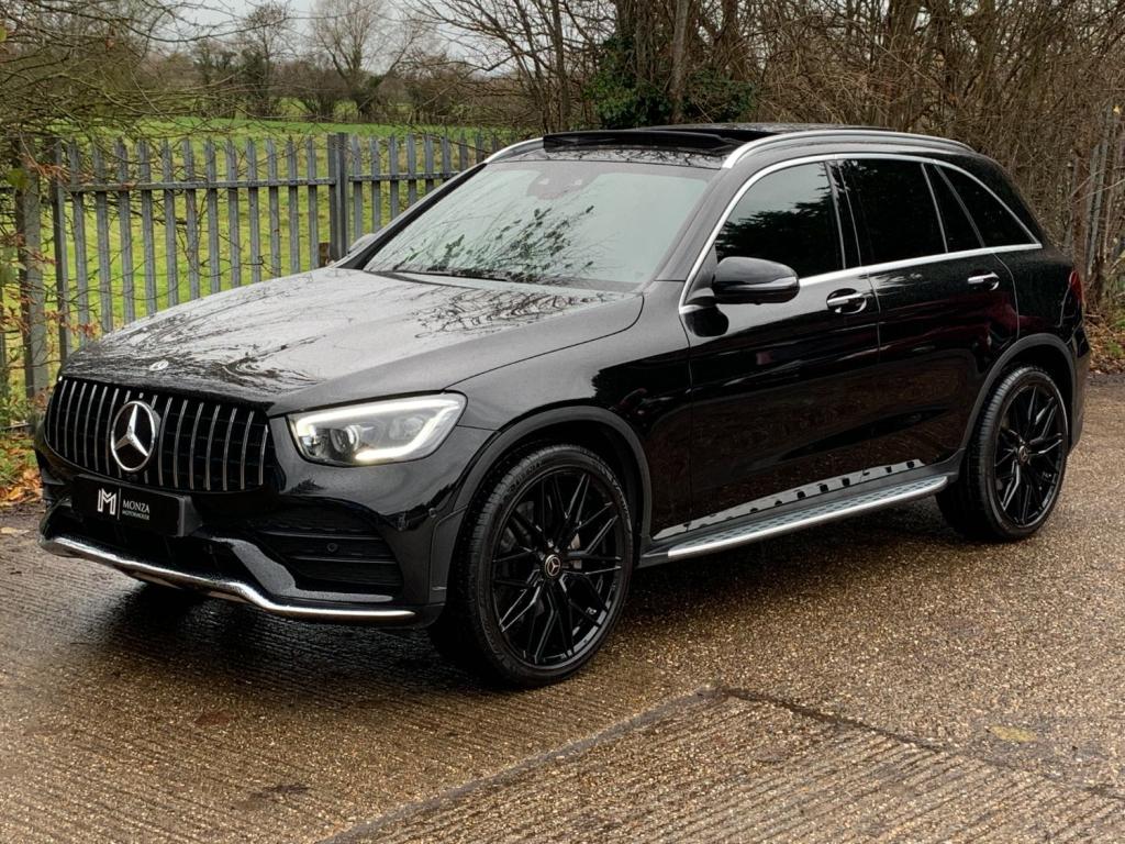 MERCEDES-BENZ GLC 300d AMG Line Premium Plus 4MATIC 2019
