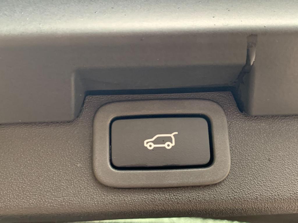 LAND ROVER DISCOVERY 3.0 SD V6 HSE 4WD 2019