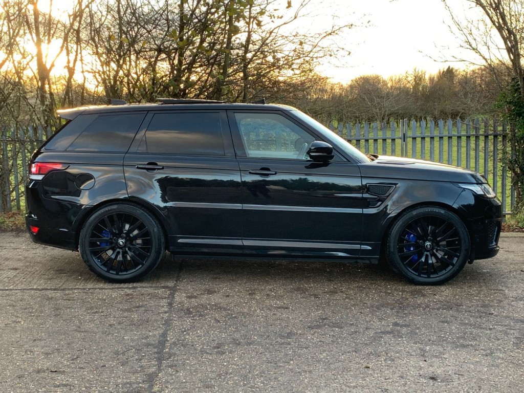 LAND ROVER RANGE ROVER SPORT 5.0 V8 SVR 2017