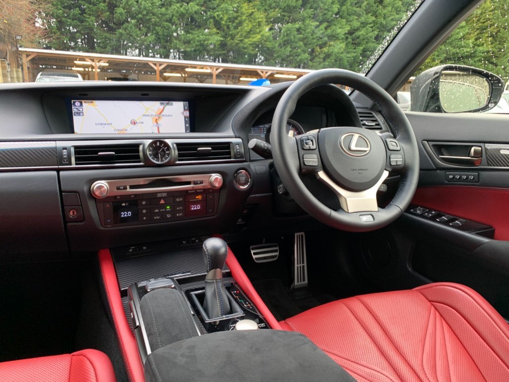 LEXUS GS F 5.0 V8 2016