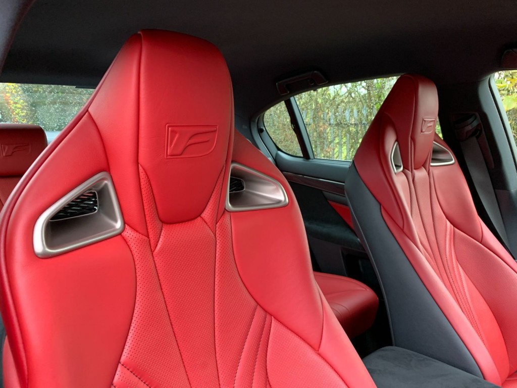 LEXUS GS F 5.0 V8 2016