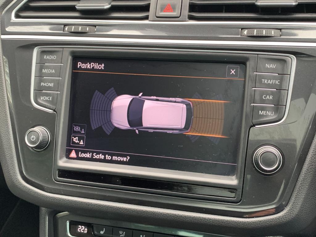 VOLKSWAGEN TIGUAN 2.0 TDI BlueMotion Tech R-Line DSG 4MOTION 2016