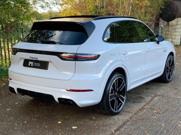 View PORSCHE CAYENNE 3.0T V6 Tiptronic S 4WD