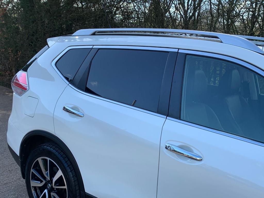 NISSAN X-TRAIL 1.6 DCI Tekna XTRON 2015