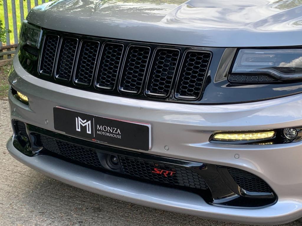 JEEP GRAND CHEROKEE 6.4 SRT 4WD 2017