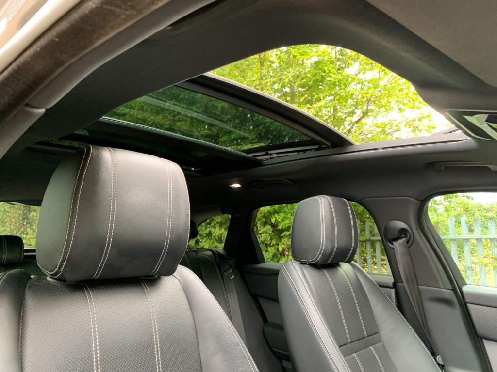 LAND ROVER RANGE ROVER VELAR 2.0 D180 R-Dynamic S - Autovogue AVR Wide Body 2017