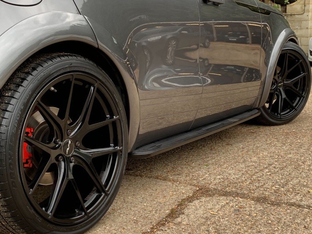 LAND ROVER RANGE ROVER VELAR 2.0 D180 R-Dynamic S - Autovogue AVR Wide Body 2017