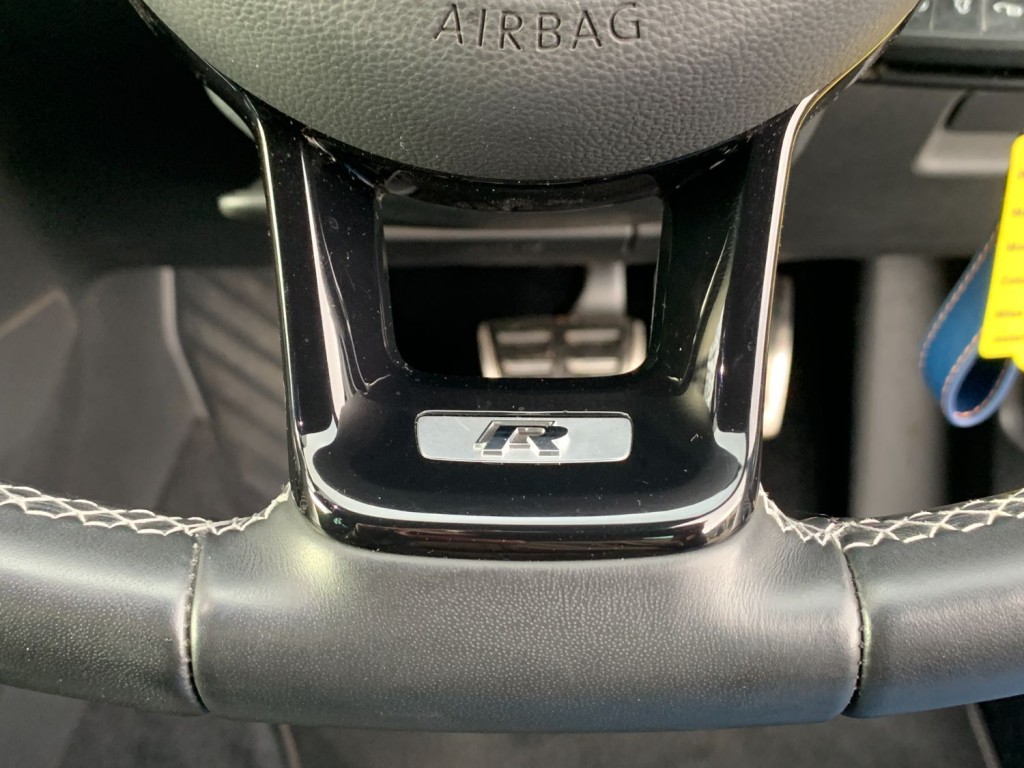 VOLKSWAGEN GOLF 2.0 TSI R Hatchback 5dr DSG 4MOTION 2019