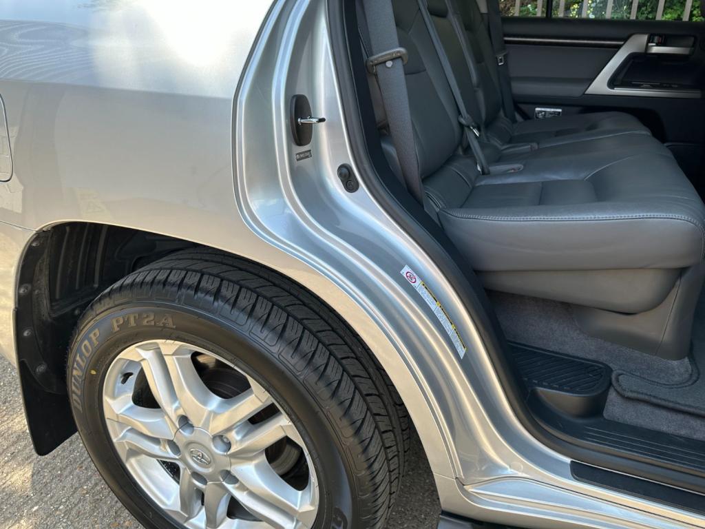 TOYOTA LAND CRUISER 4.5 D-4D V8 Auto 4WD 2010