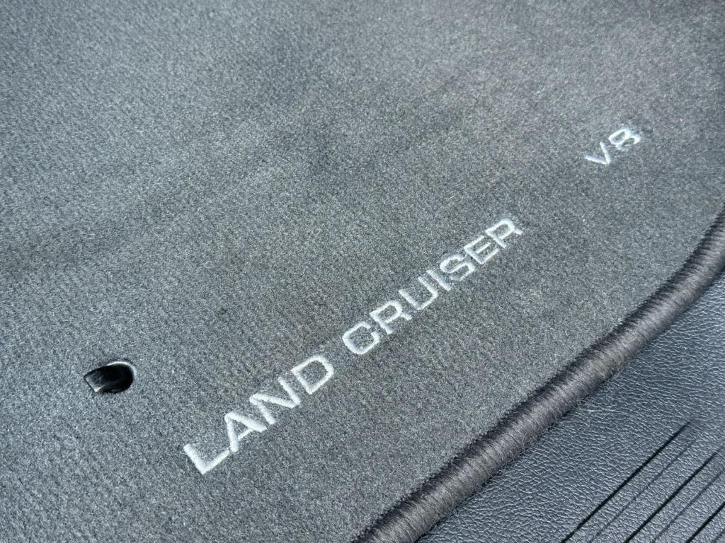 TOYOTA LAND CRUISER 4.5 D-4D V8 Auto 4WD 2010