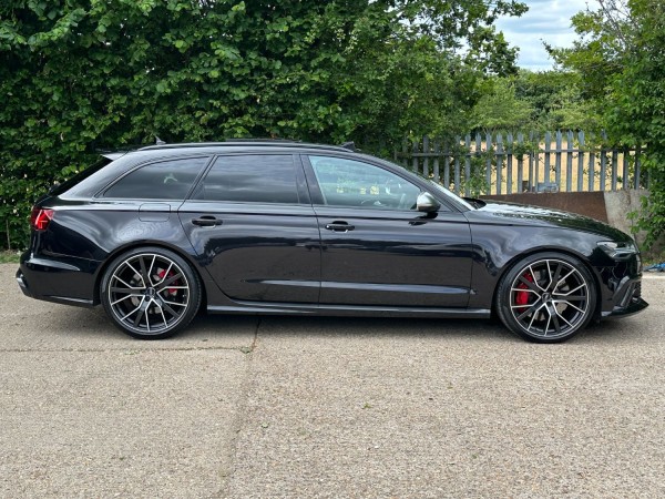 View AUDI RS6 Avant 4.0 TFSI V8 Performance Tiptronic Quattro