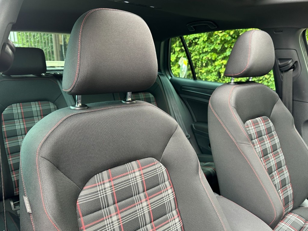 VOLKSWAGEN GOLF 2.0 TSI BlueMotion Tech GTI Hatchback 5dr 2017