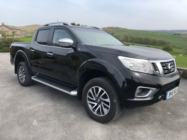 NISSAN NAVARA