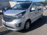 VAUXHALL VIVARO